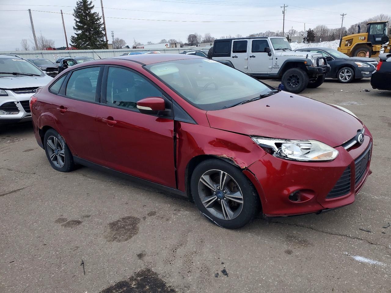 2014 FORD FOCUS SE photo 4