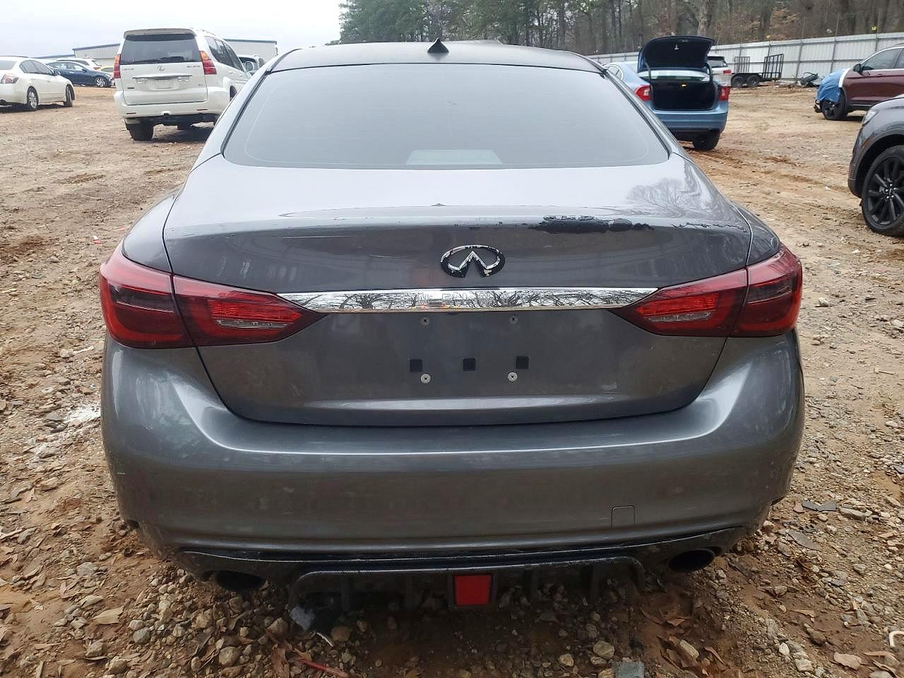 2018 INFINITI Q50 LUXE photo 6