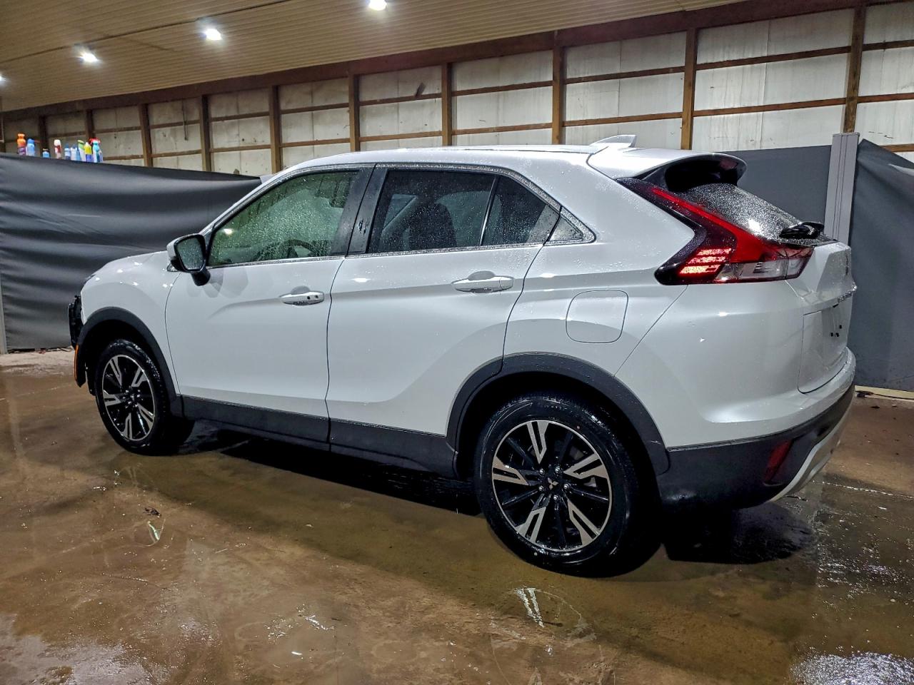 2025 MITSUBISHI ECLIPSE CROSS SE photo 2