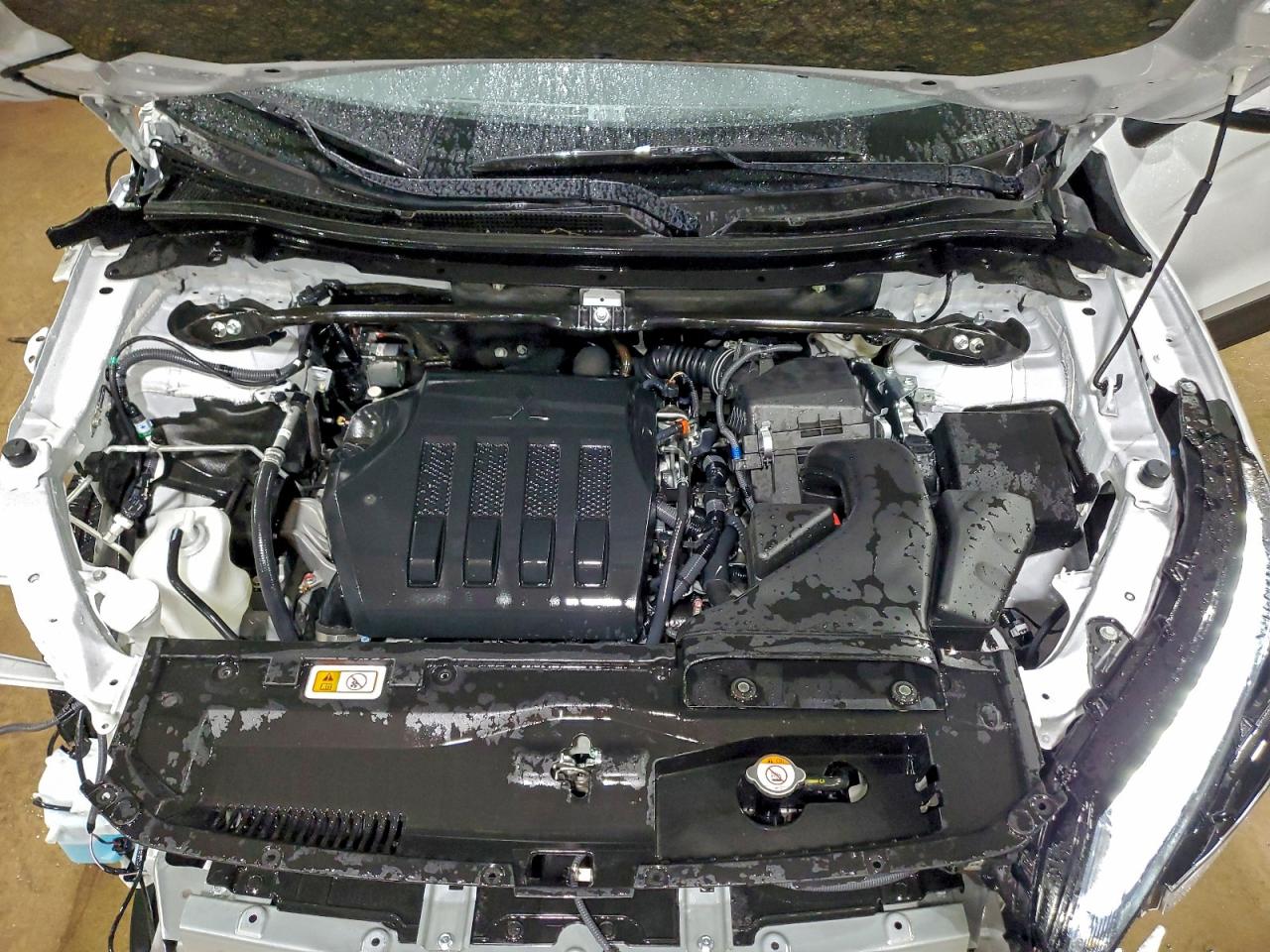 2025 MITSUBISHI ECLIPSE CROSS SE photo 12