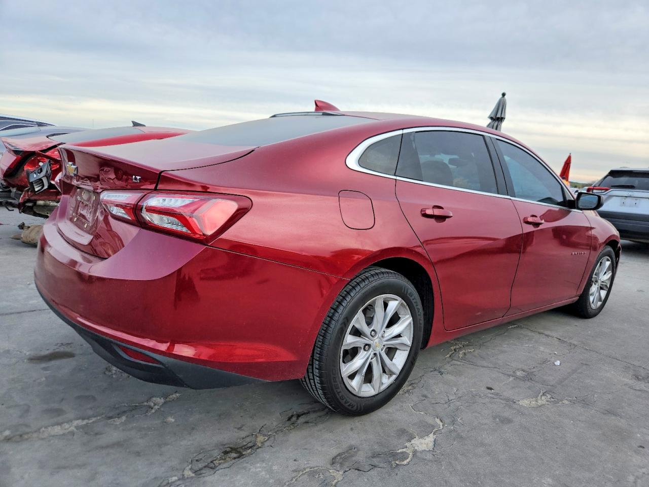 2020 CHEVROLET MALIBU LT photo 3