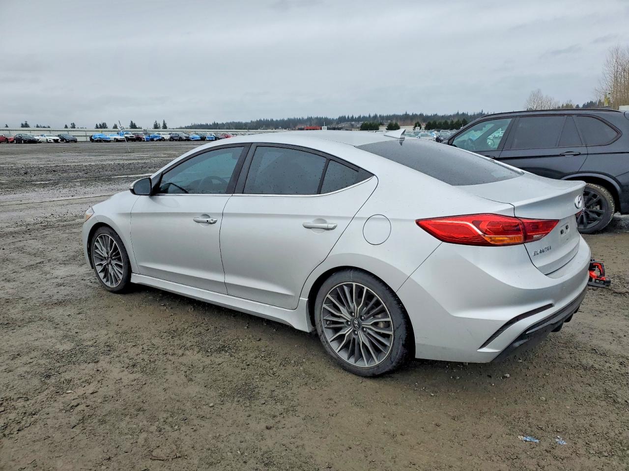 2018 HYUNDAI ELANTRA SPORT photo 2