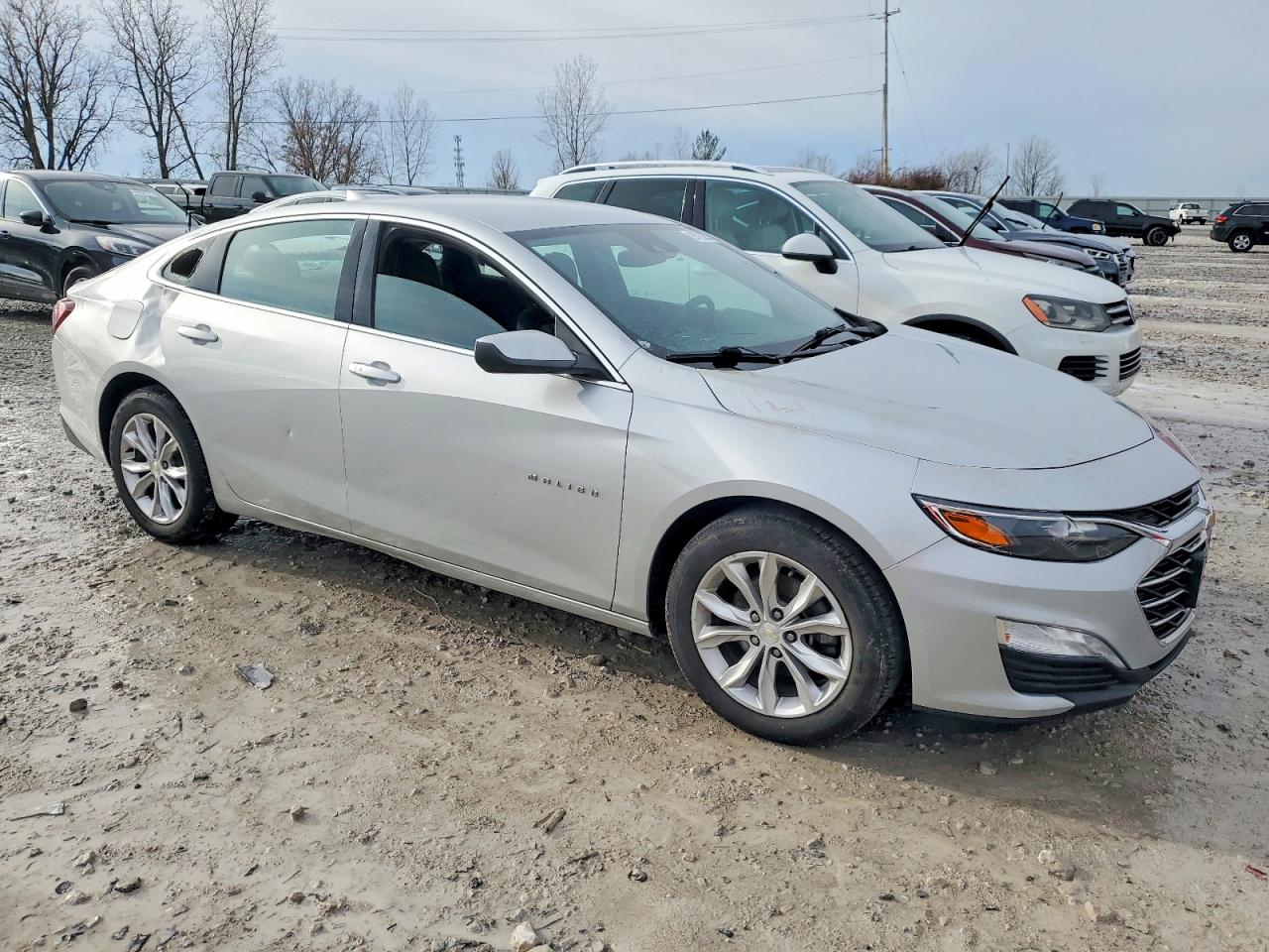 2020 CHEVROLET MALIBU LT photo 4