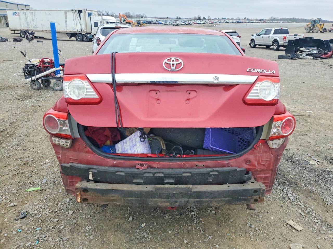 2013 TOYOTA COROLLA BASE photo 6