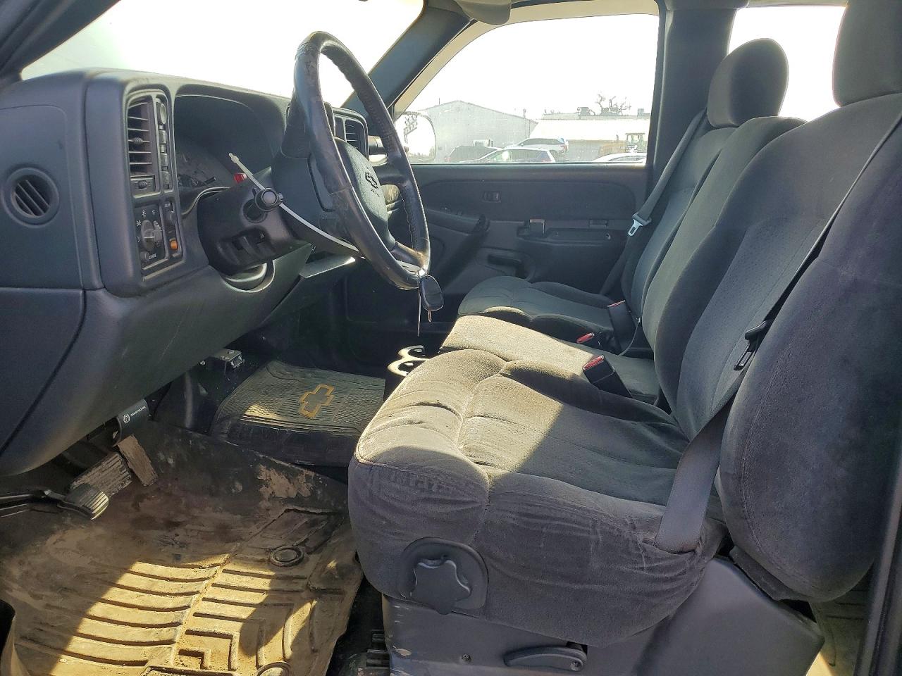 2002 CHEVROLET SILVERADO K1500 photo 7