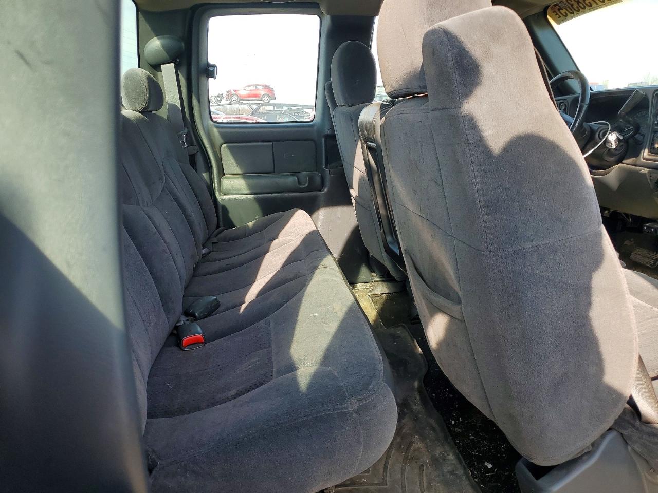 2002 CHEVROLET SILVERADO K1500 photo 10