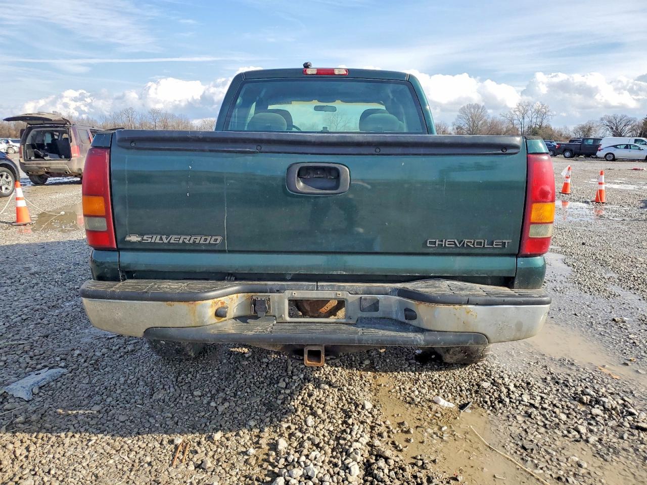 2002 CHEVROLET SILVERADO K1500 photo 6