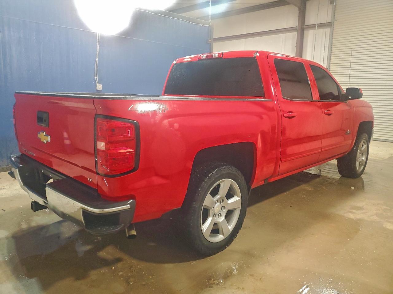2018 CHEVROLET SILVERADO K1500 LT photo 3