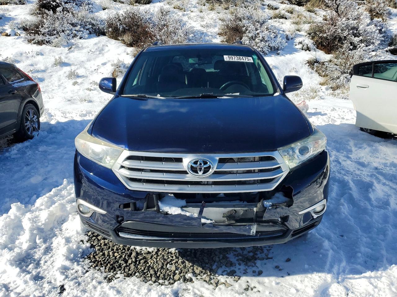 2011 TOYOTA HIGHLANDER BASE photo 5