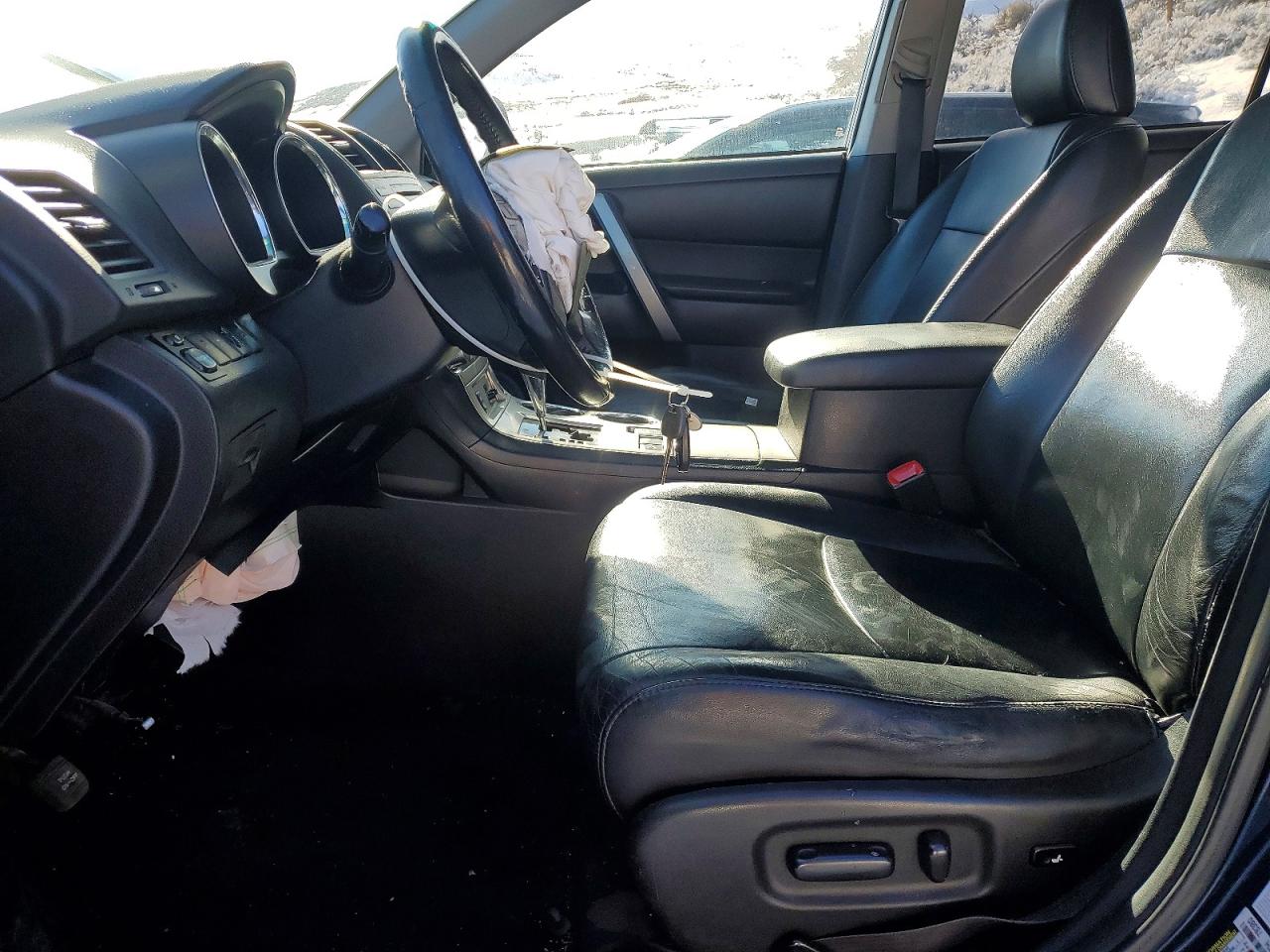 2011 TOYOTA HIGHLANDER BASE photo 7