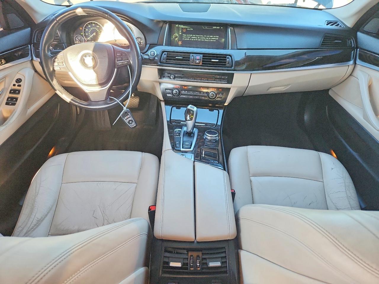 2014 BMW 528 XI photo 8