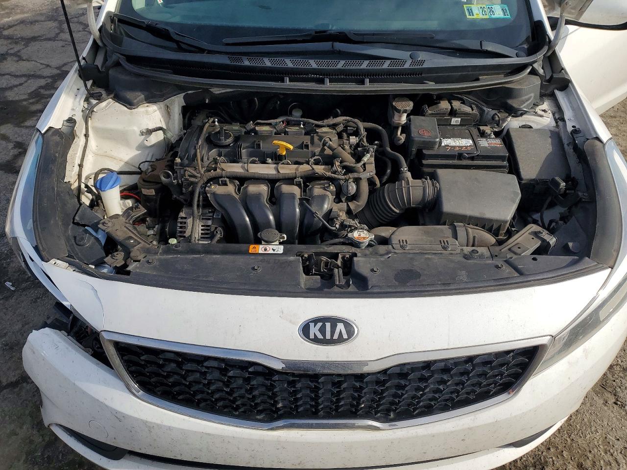 2017 KIA FORTE LX photo 11