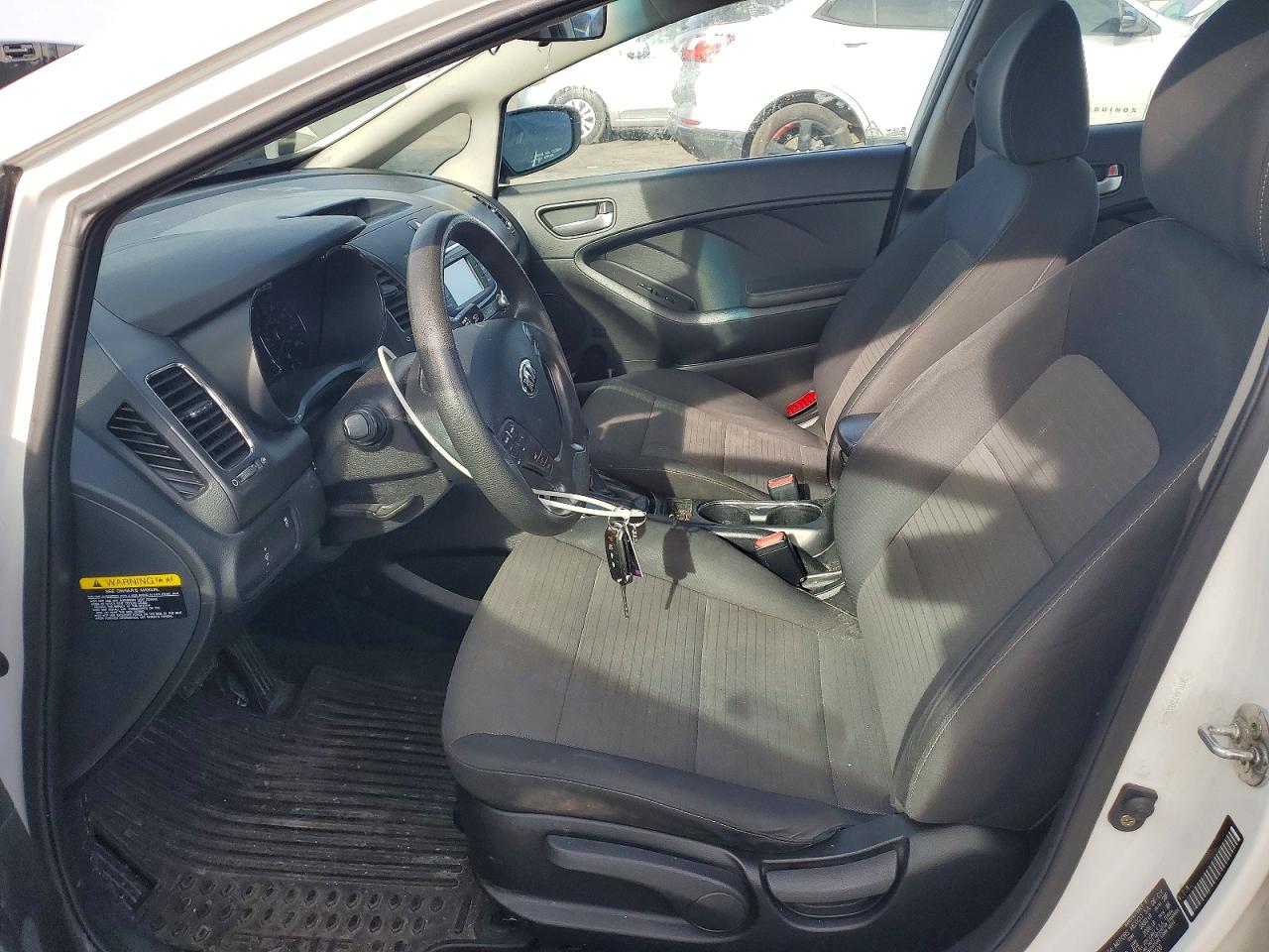 2017 KIA FORTE LX photo 7