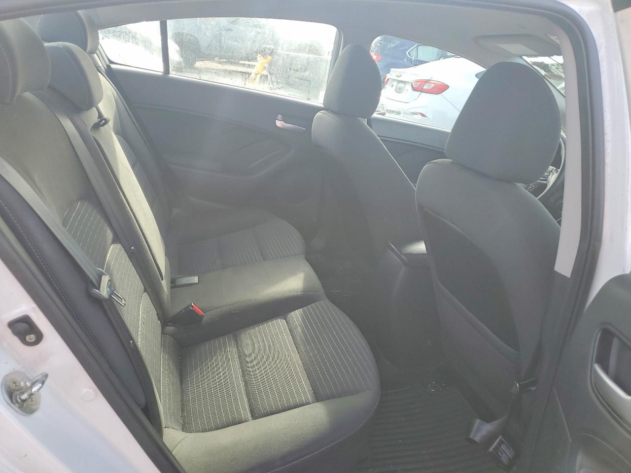 2017 KIA FORTE LX photo 10