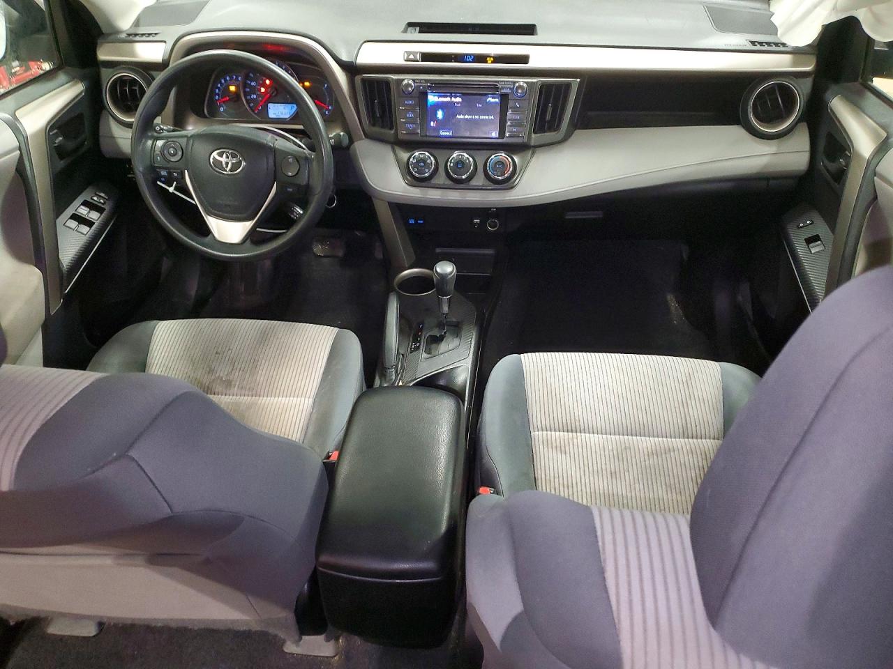 2013 TOYOTA RAV4 LE photo 8