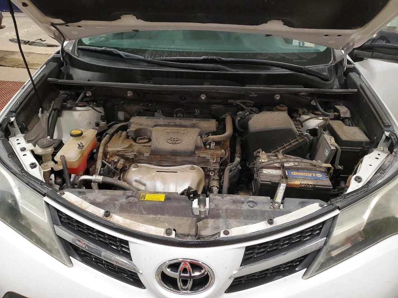 2013 TOYOTA RAV4 LE photo 12