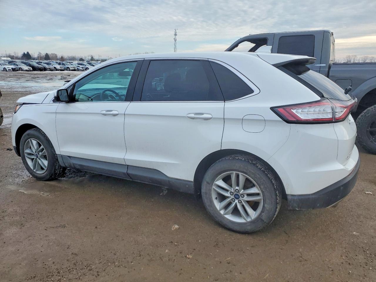 2015 FORD EDGE SEL photo 2
