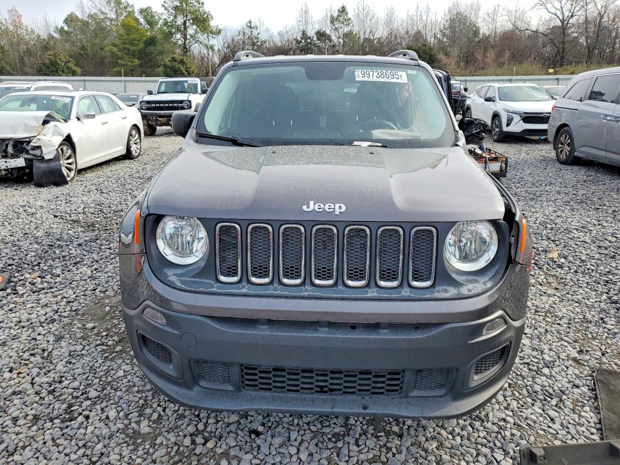 2017 JEEP RENEGADE SPORT photo 5