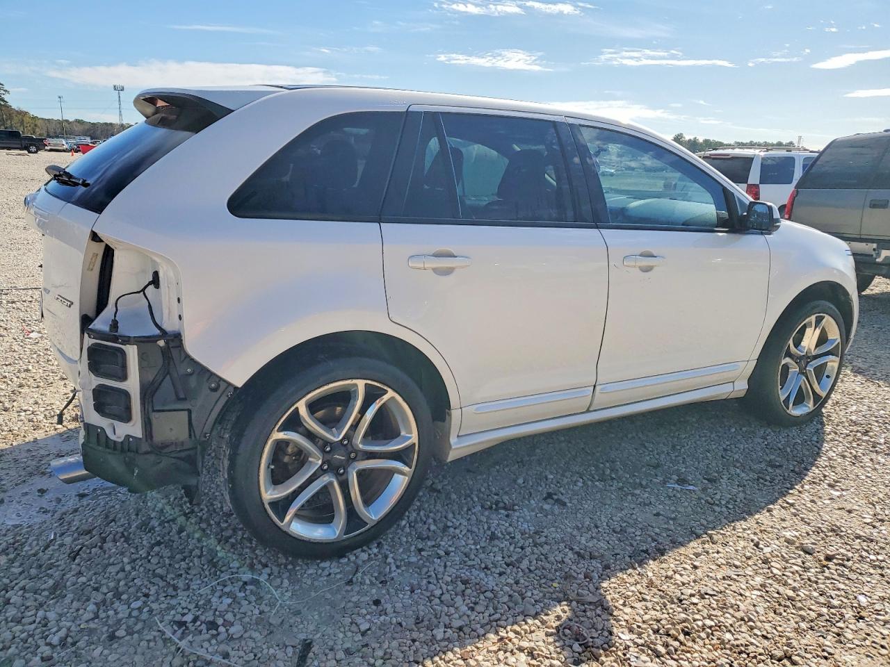 2012 FORD EDGE SPORT photo 3