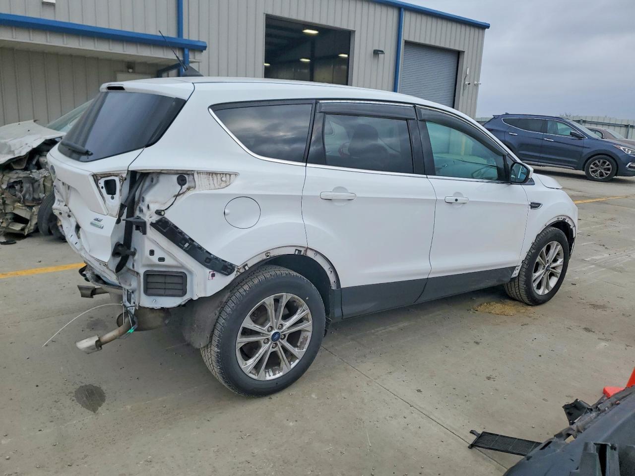 2019 FORD ESCAPE SE photo 3