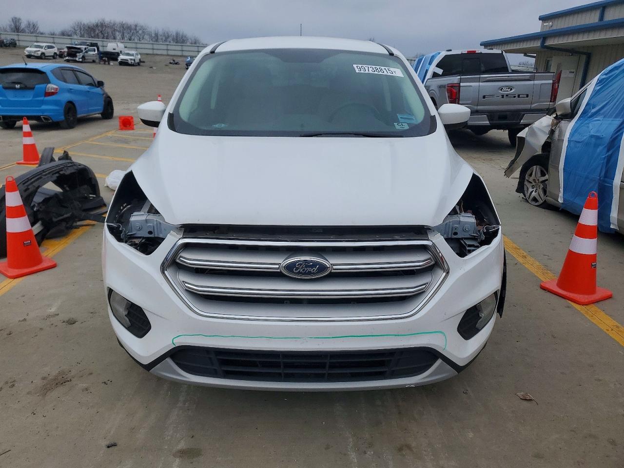 2019 FORD ESCAPE SE photo 5