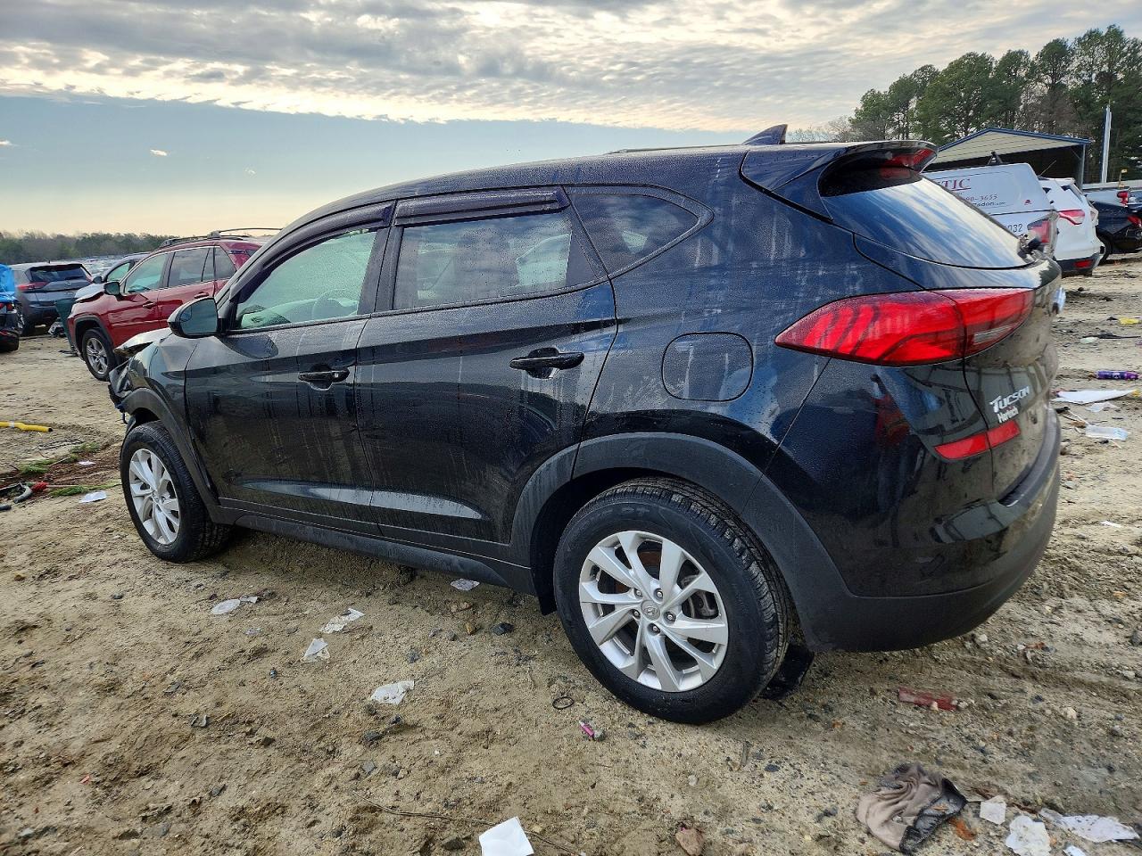 2019 HYUNDAI TUCSON SE photo 2