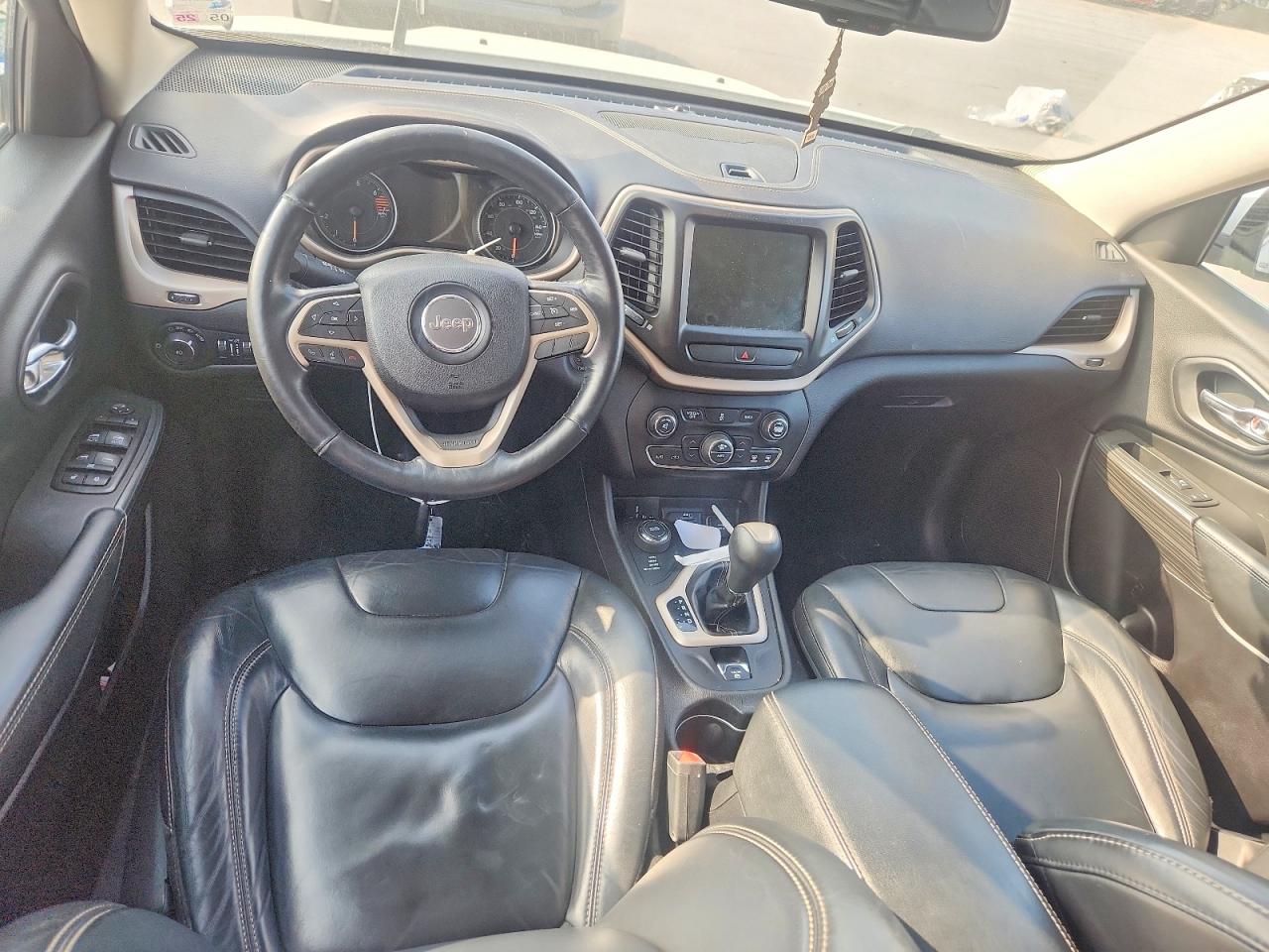 2017 JEEP CHEROKEE LIMITED photo 8