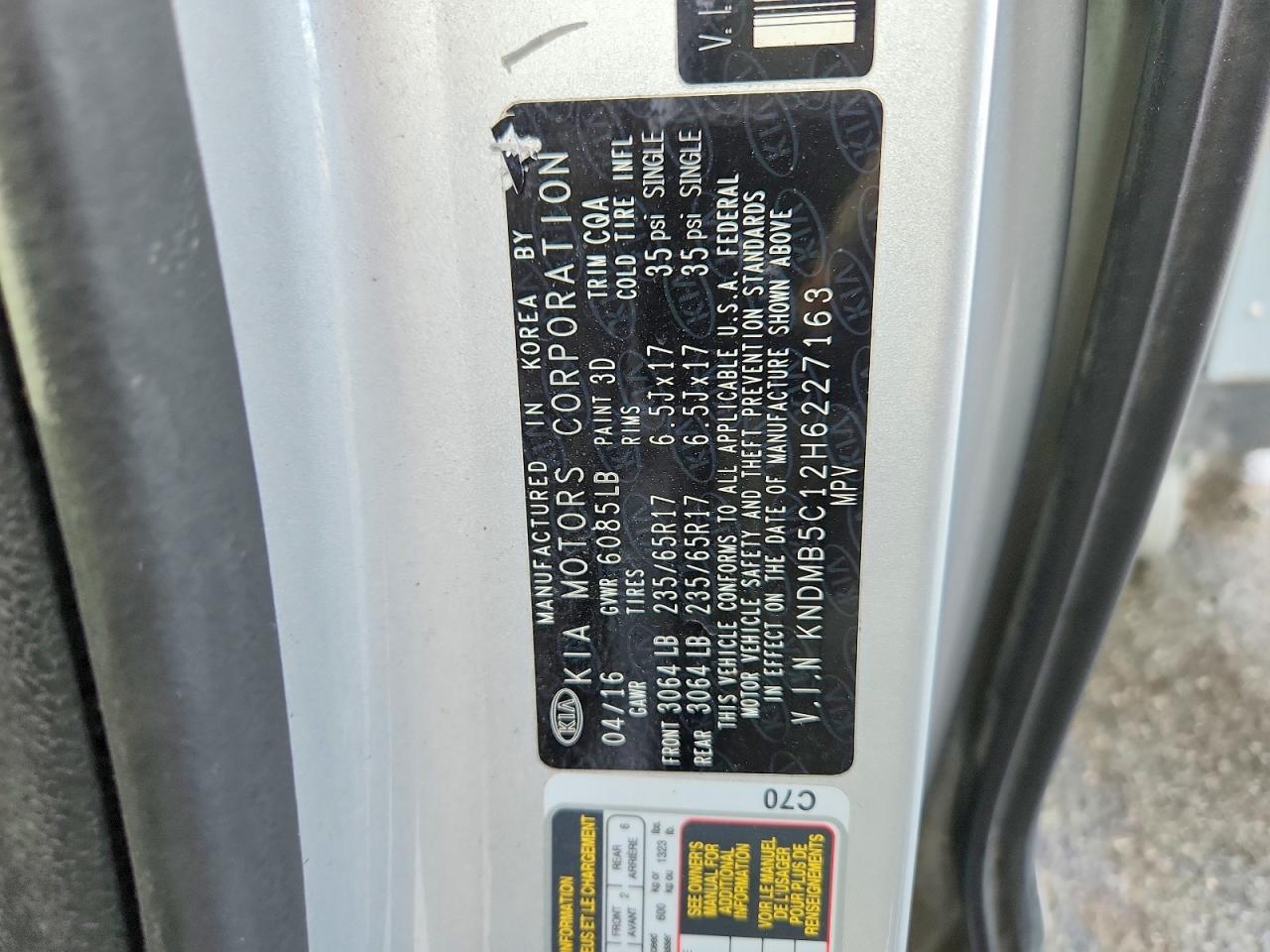 2017 KIA SEDONA LX photo 14