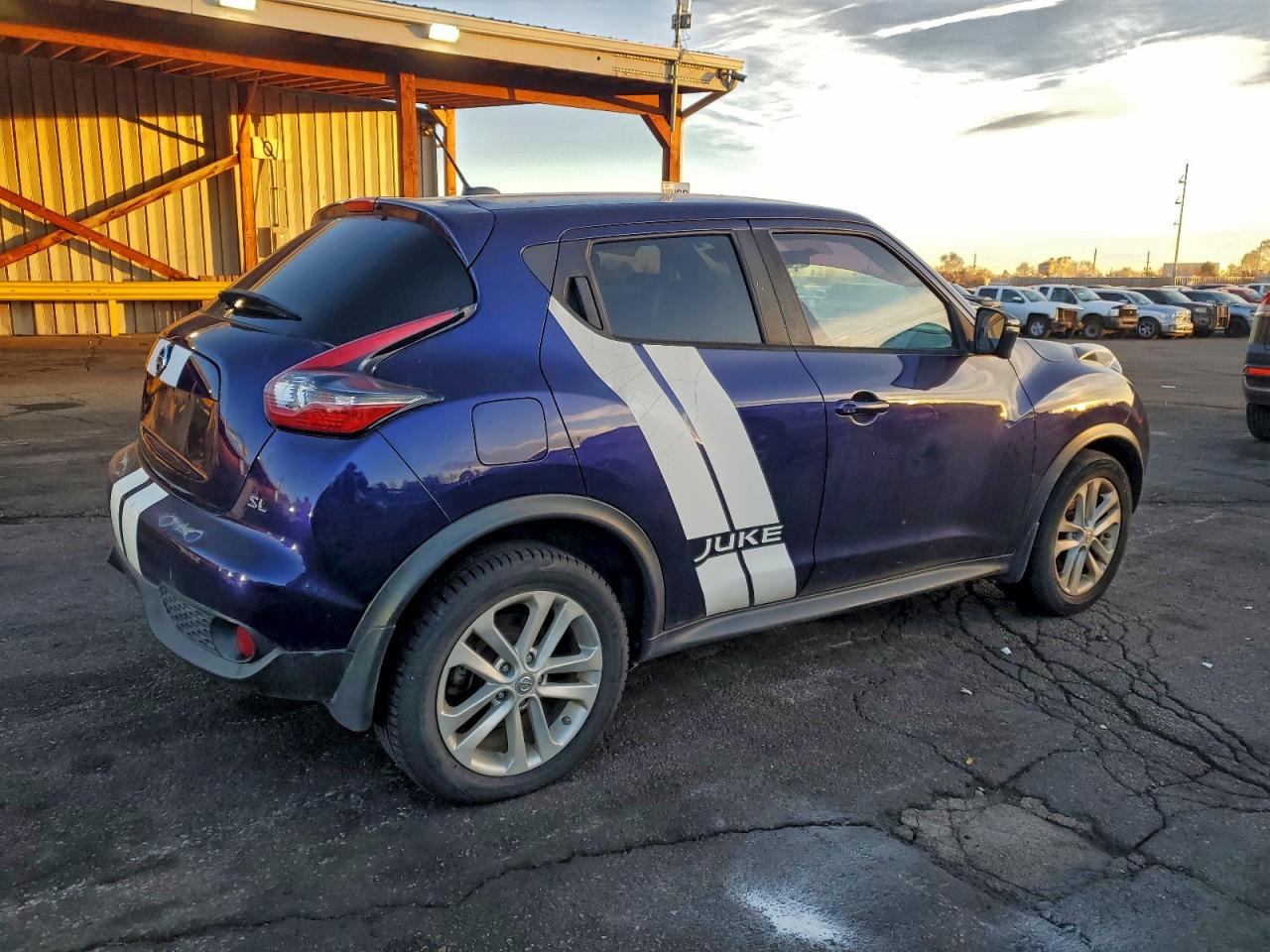 2015 NISSAN JUKE S photo 3