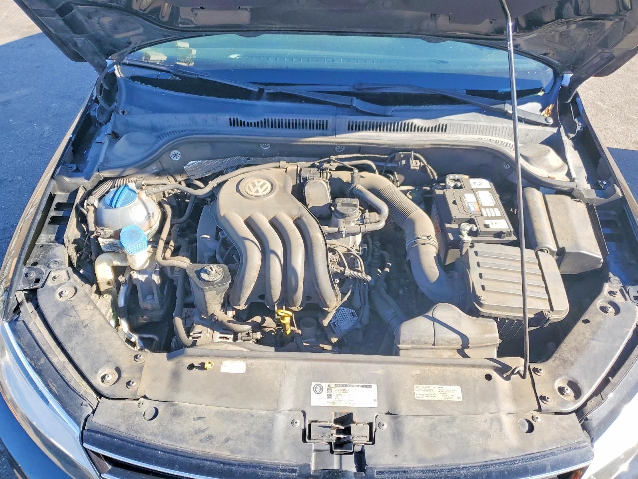 2015 VOLKSWAGEN JETTA BASE photo 11