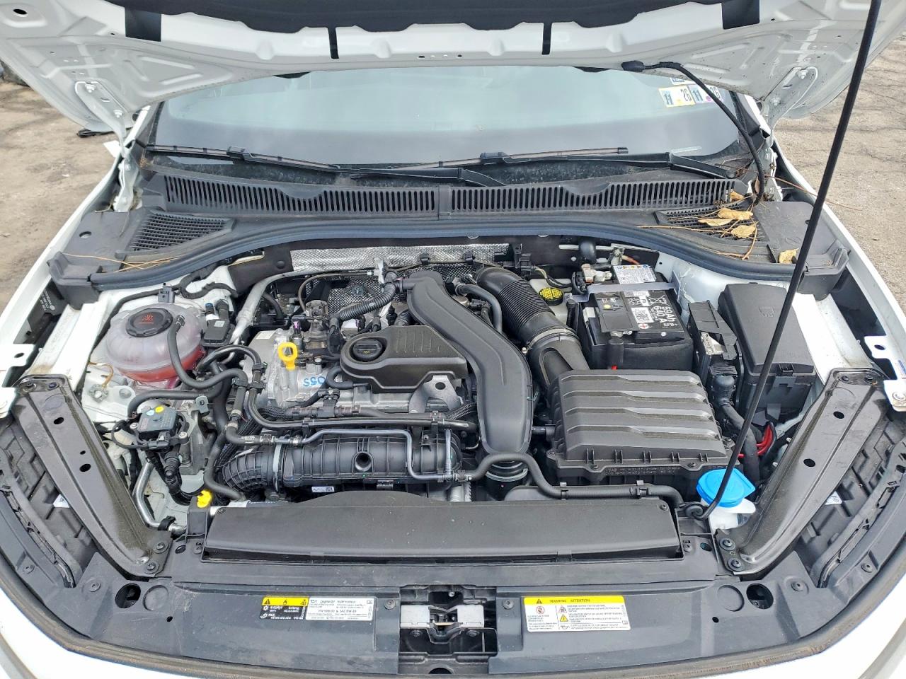 2025 VOLKSWAGEN JETTA SPORT photo 11