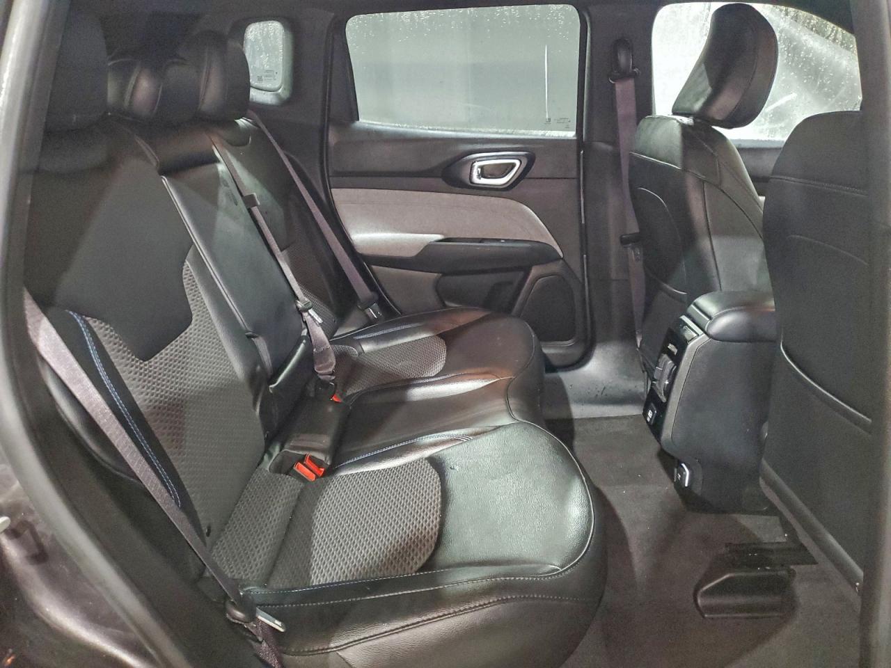 2024 JEEP COMPASS LATITUDE photo 11