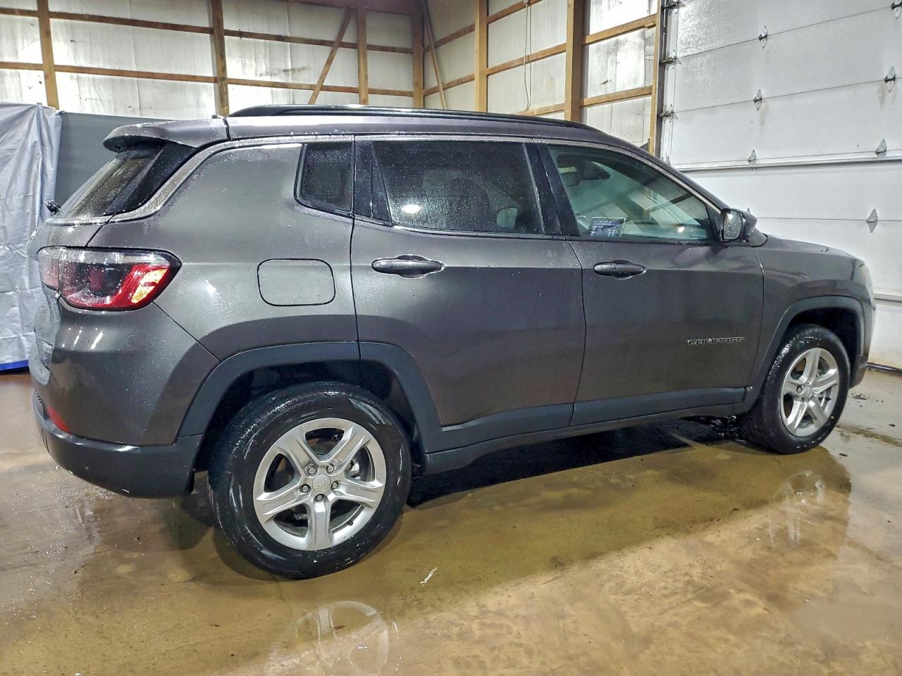 2024 JEEP COMPASS LATITUDE photo 3
