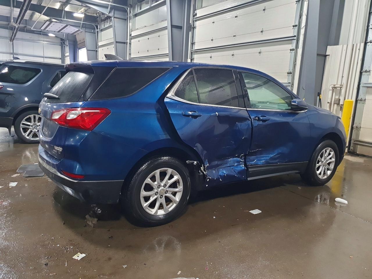 2019 CHEVROLET EQUINOX LT photo 3