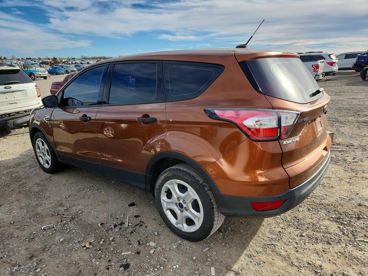 2017 FORD ESCAPE S photo 2