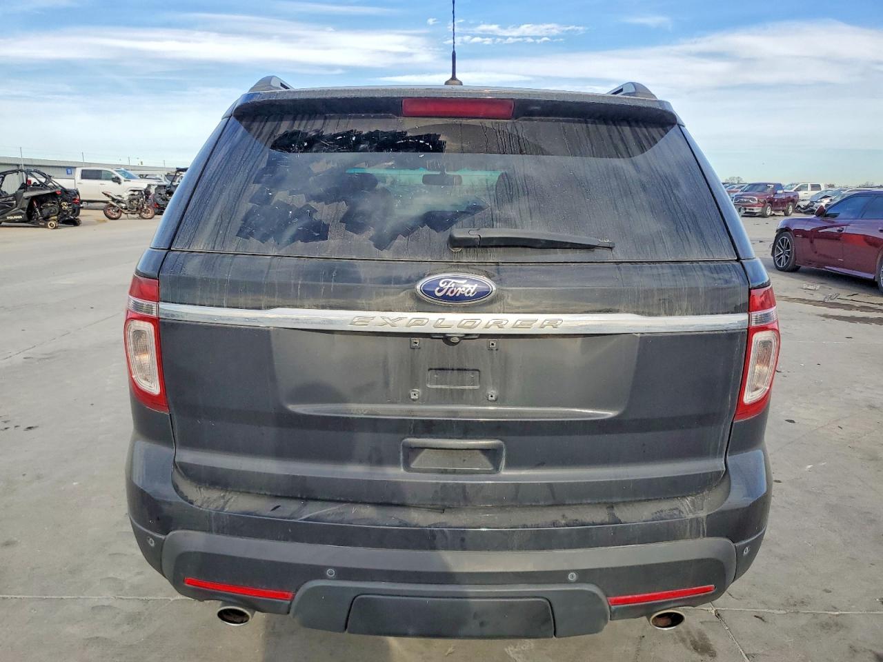 2014 FORD EXPLORER XLT photo 6