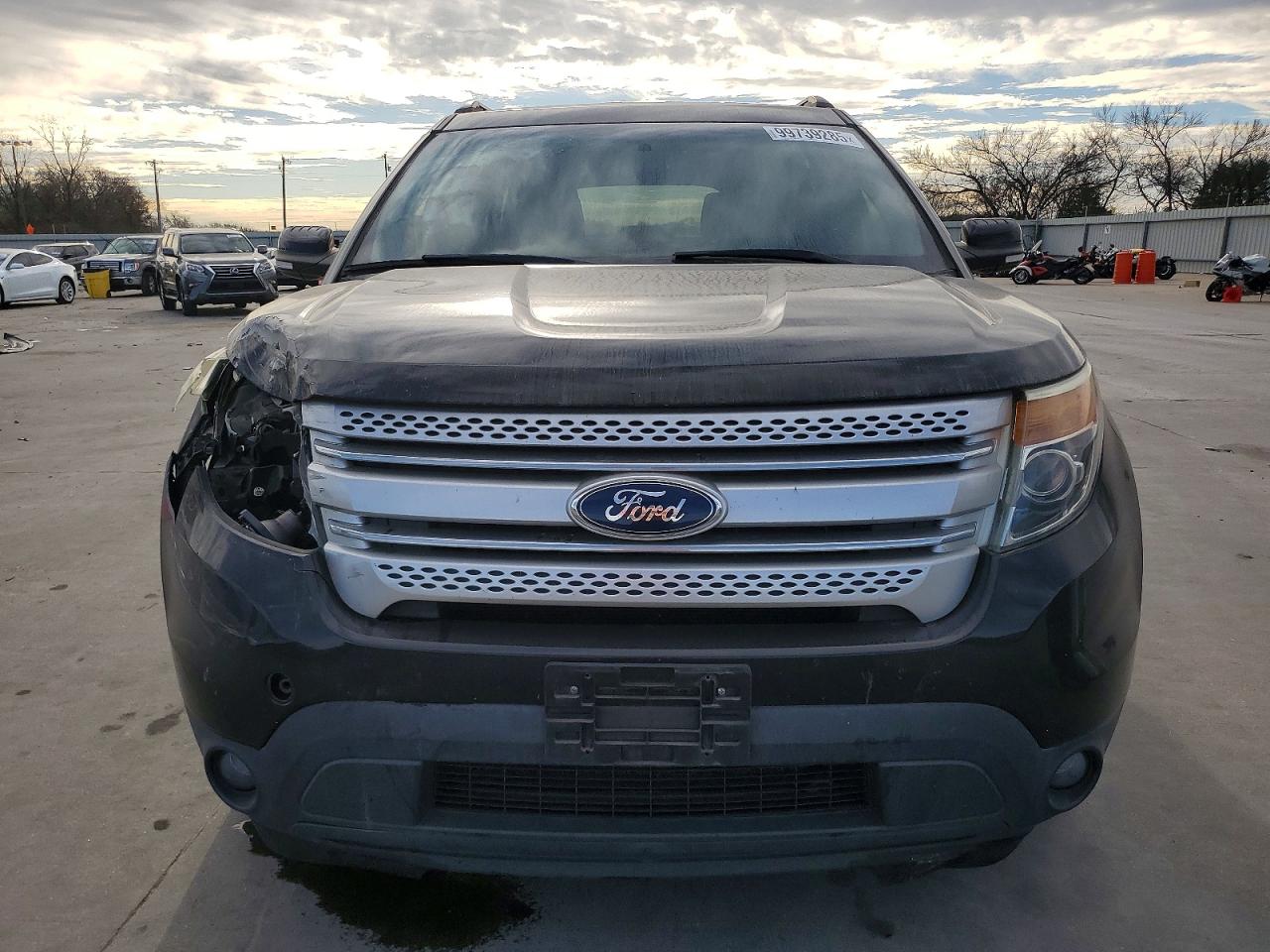 2014 FORD EXPLORER XLT photo 5