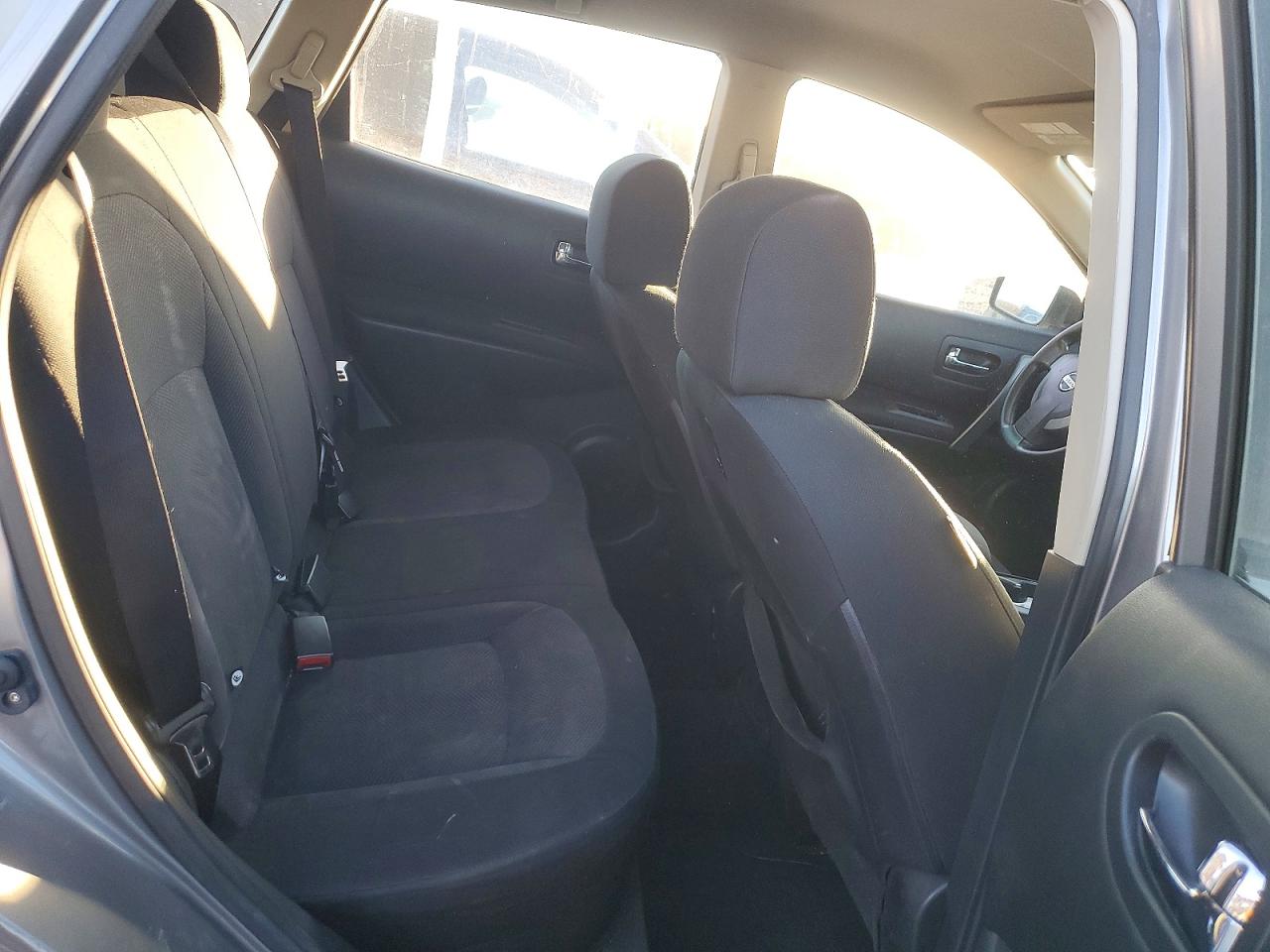 2011 NISSAN ROGUE S photo 11