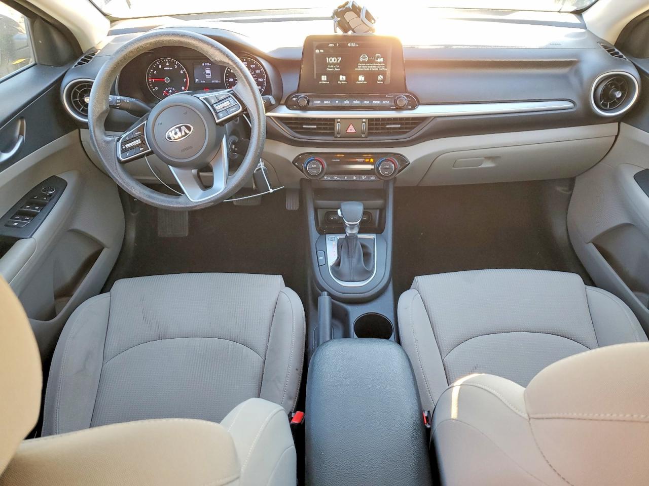 2019 KIA FORTE FE photo 8