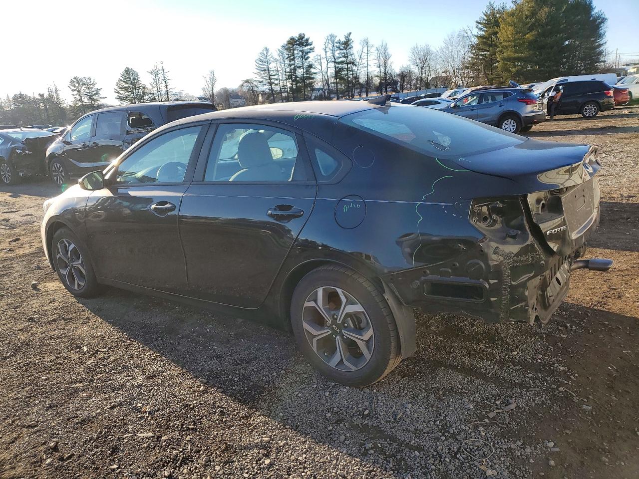 2019 KIA FORTE FE photo 2