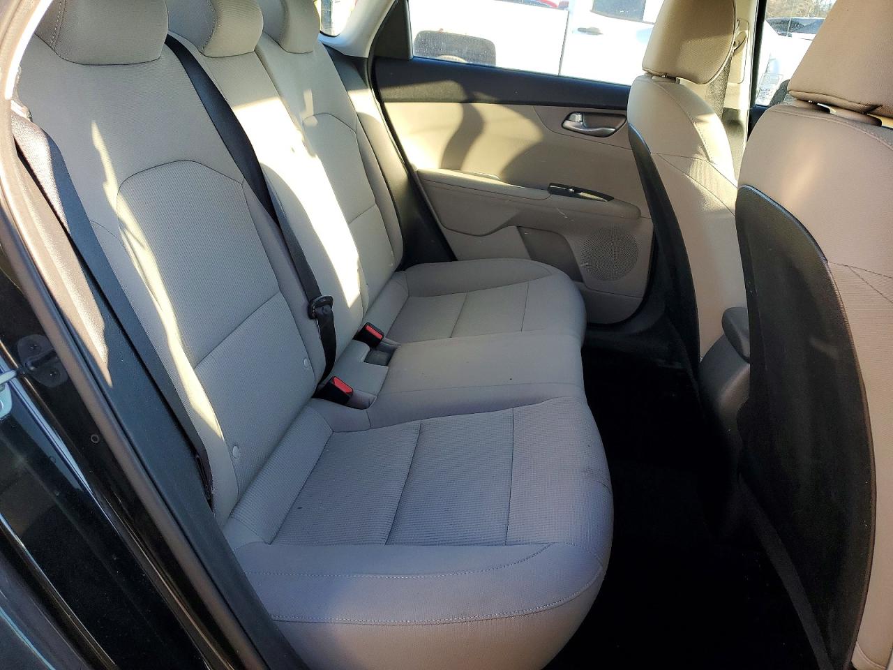 2019 KIA FORTE FE photo 10