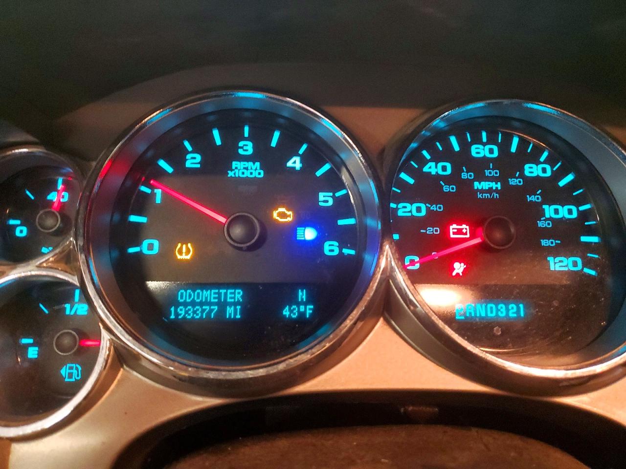 2009 CHEVROLET SILVERADO K1500 LT photo 9