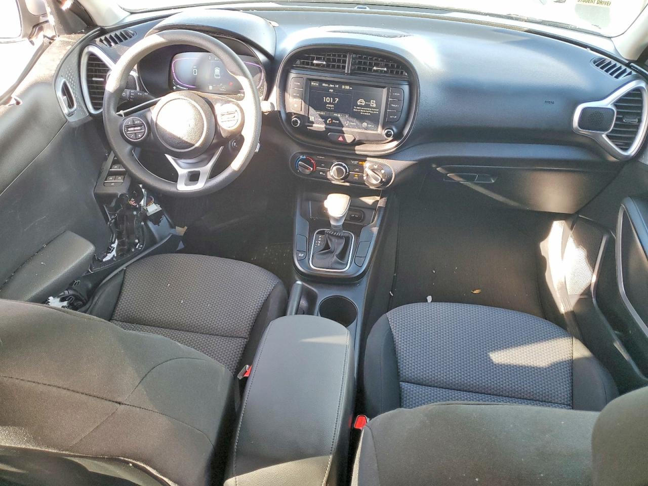 2025 KIA SOUL LX photo 15