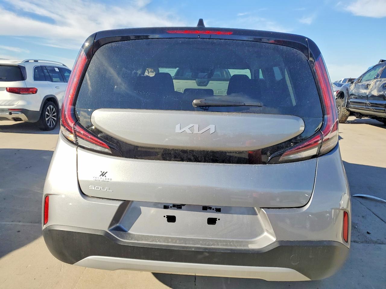 2025 KIA SOUL LX photo 11
