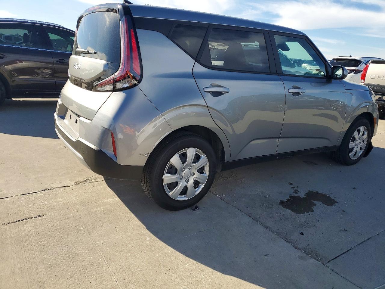 2025 KIA SOUL LX photo 5