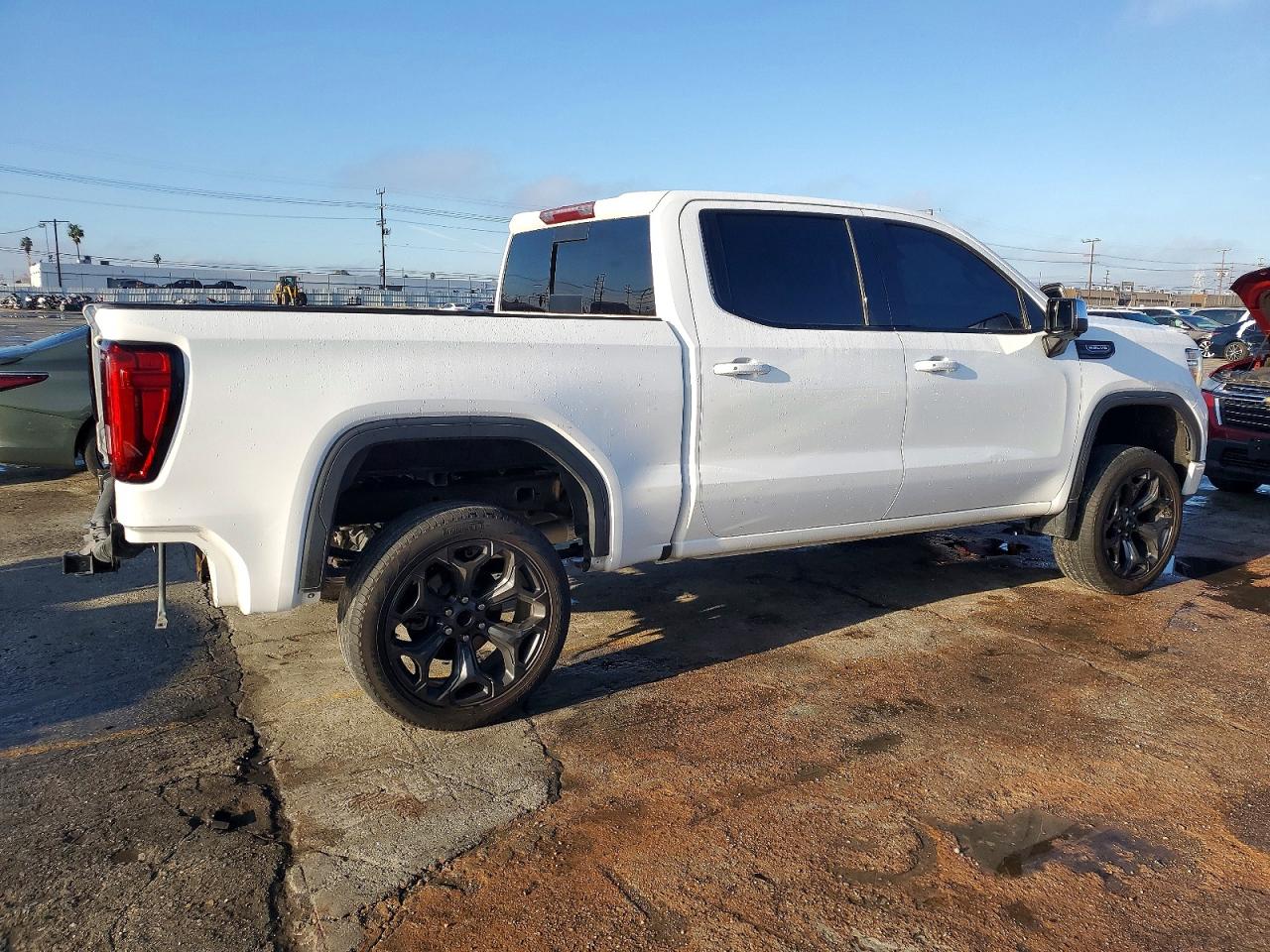 2020 GMC SIERRA K1500 AT4 photo 3