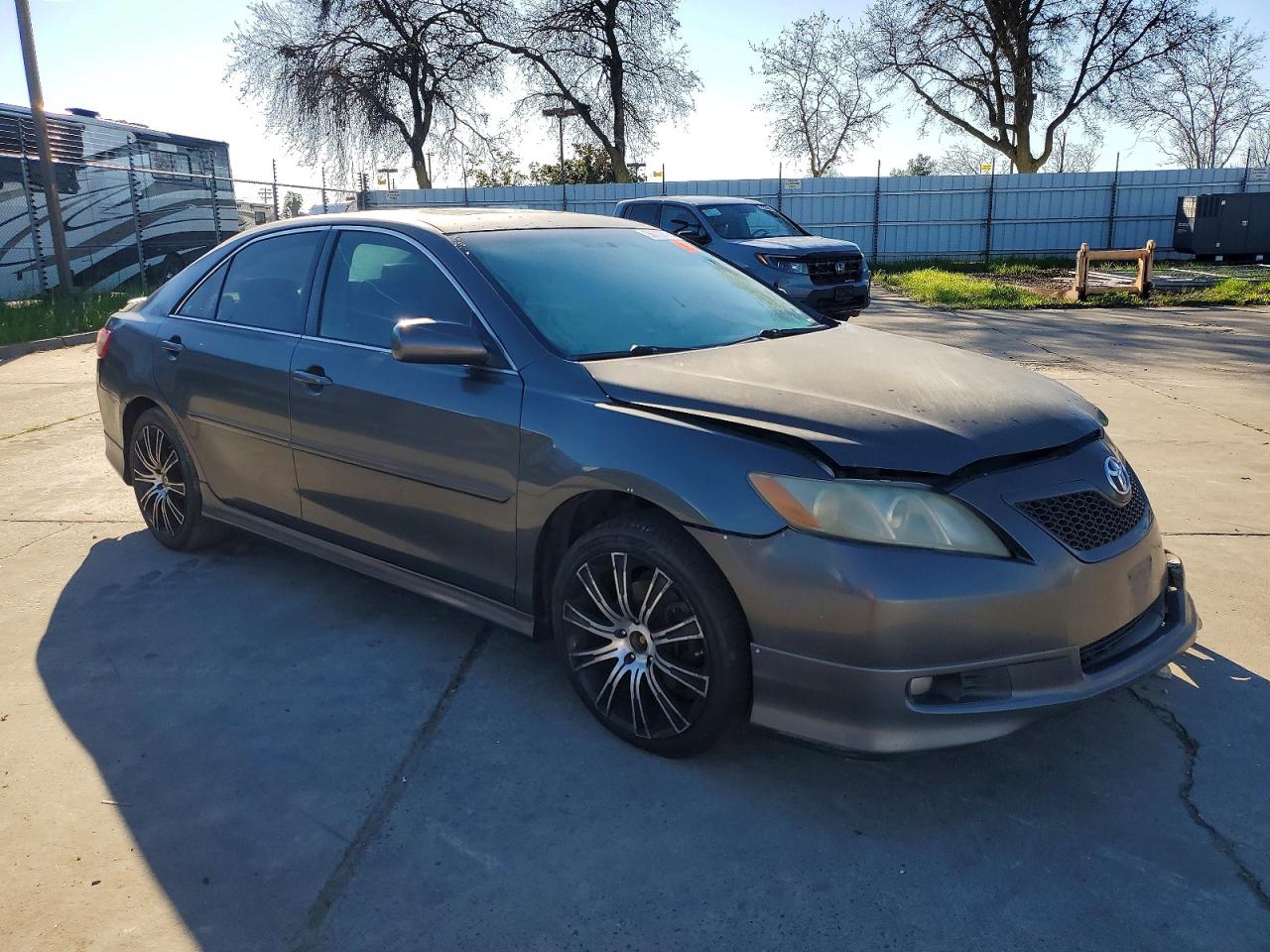 2007 TOYOTA CAMRY LE photo 4