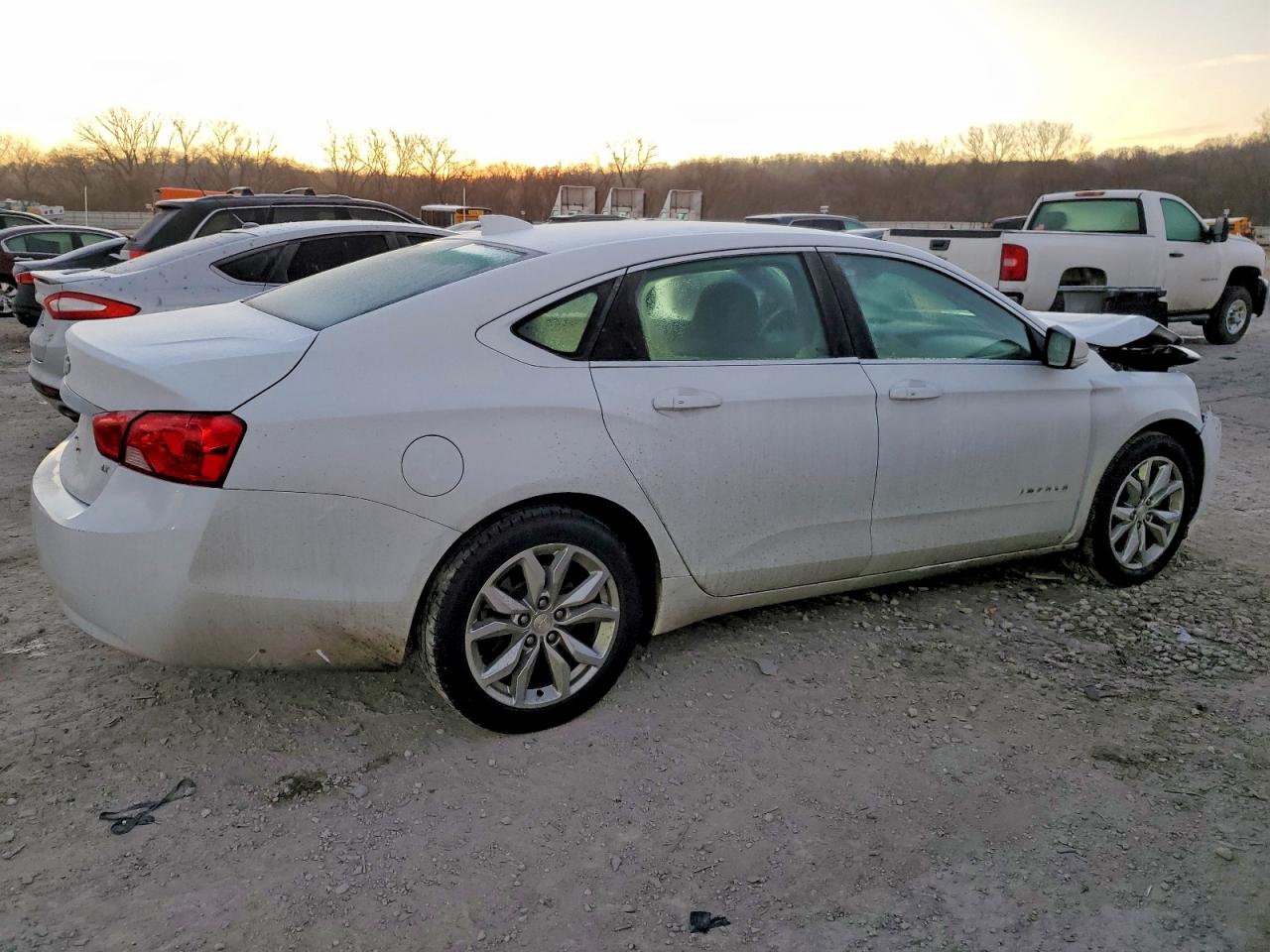 2018 CHEVROLET IMPALA LT photo 5