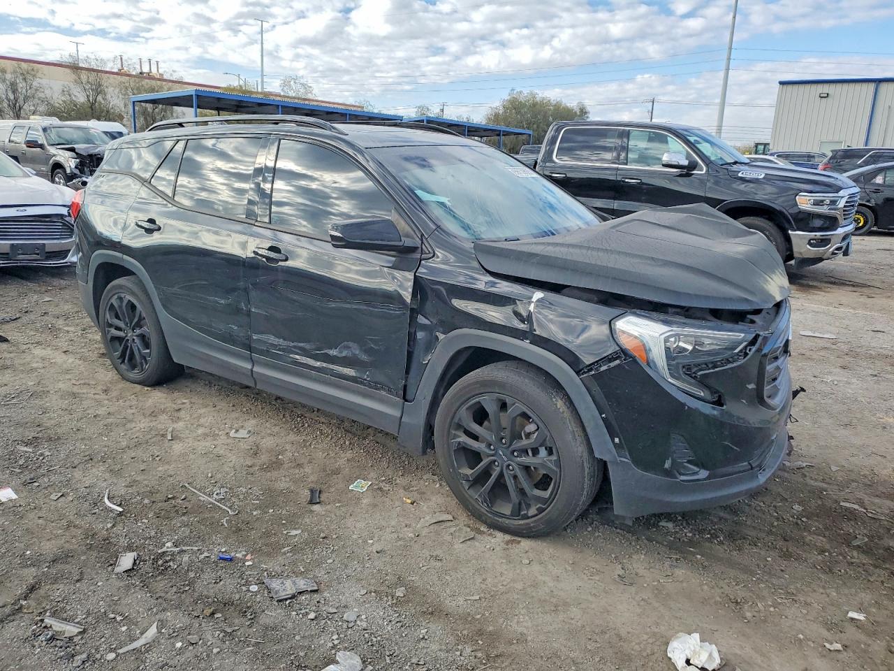 2020 GMC TERRAIN SLT photo 4