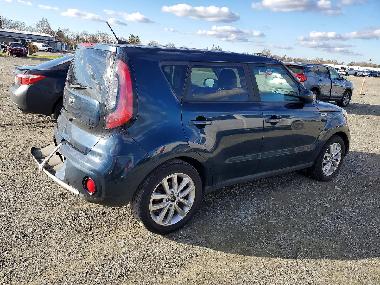2018 KIA SOUL + photo 7